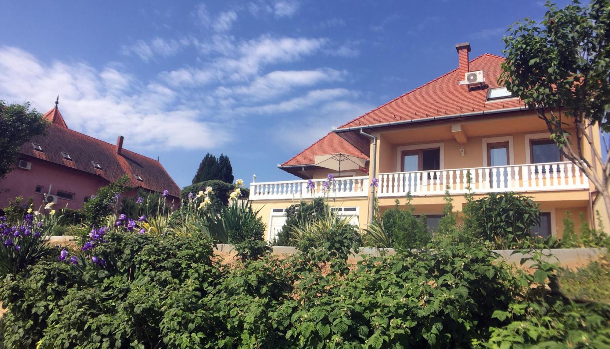 Hevizquelle Apartments Luaran gambar