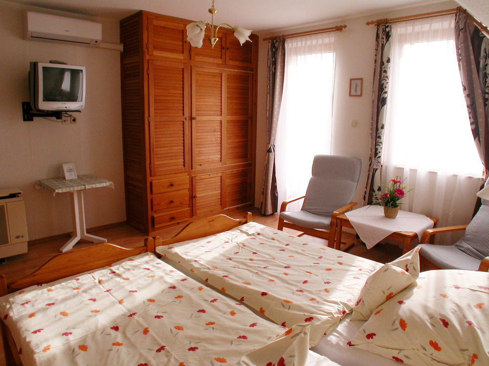 Hevizquelle Apartments Luaran gambar